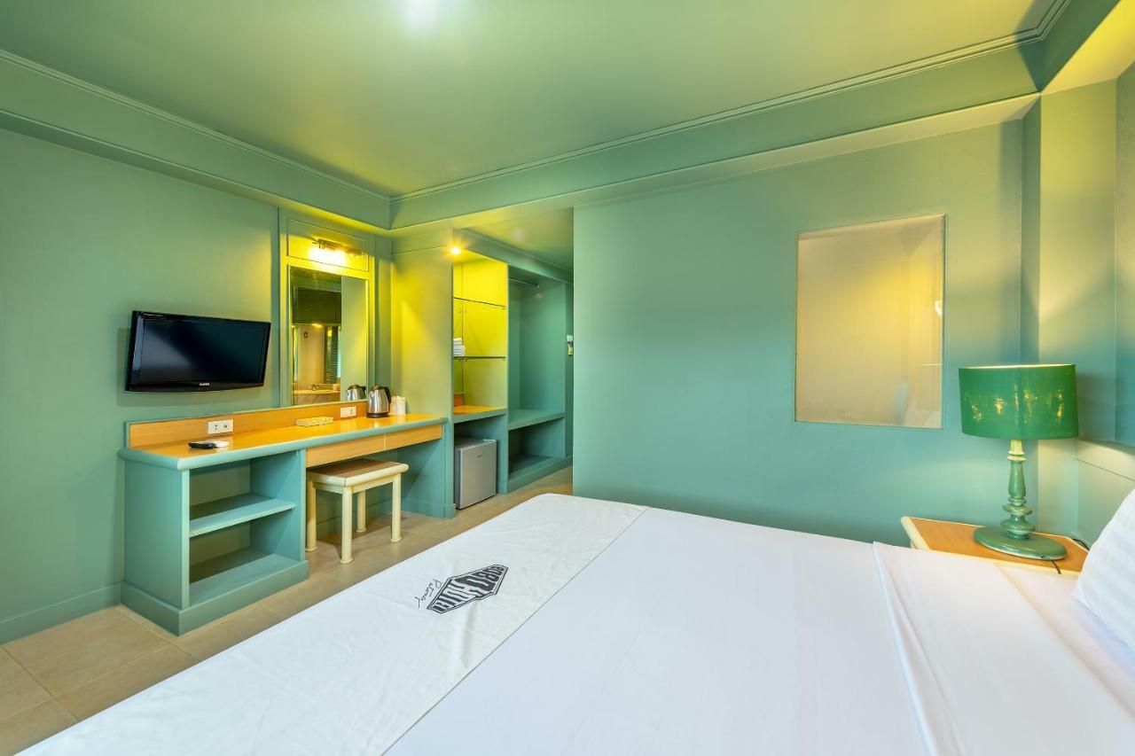 Patong Beachfront Boutique Hotel Buitenkant foto