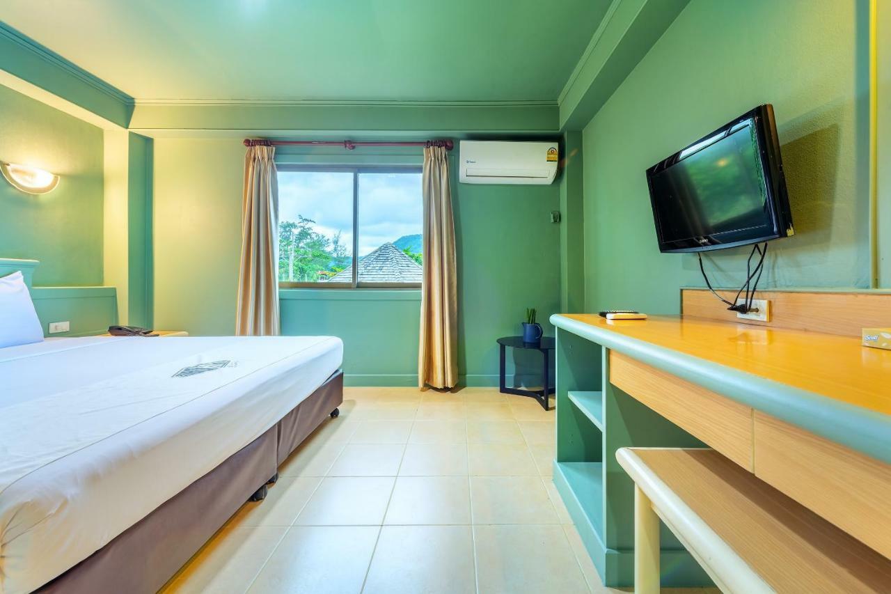 Patong Beachfront Boutique Hotel Buitenkant foto