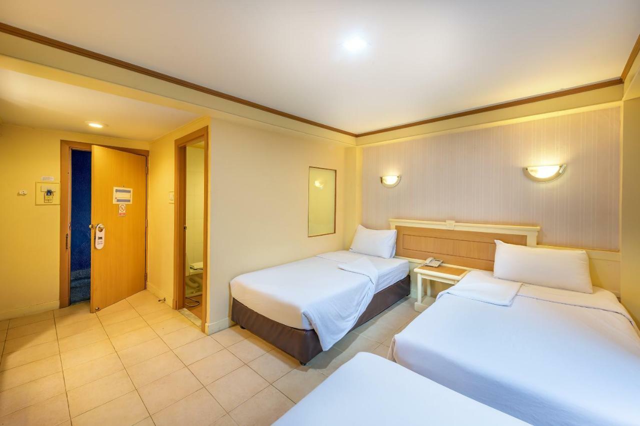 Patong Beachfront Boutique Hotel Buitenkant foto