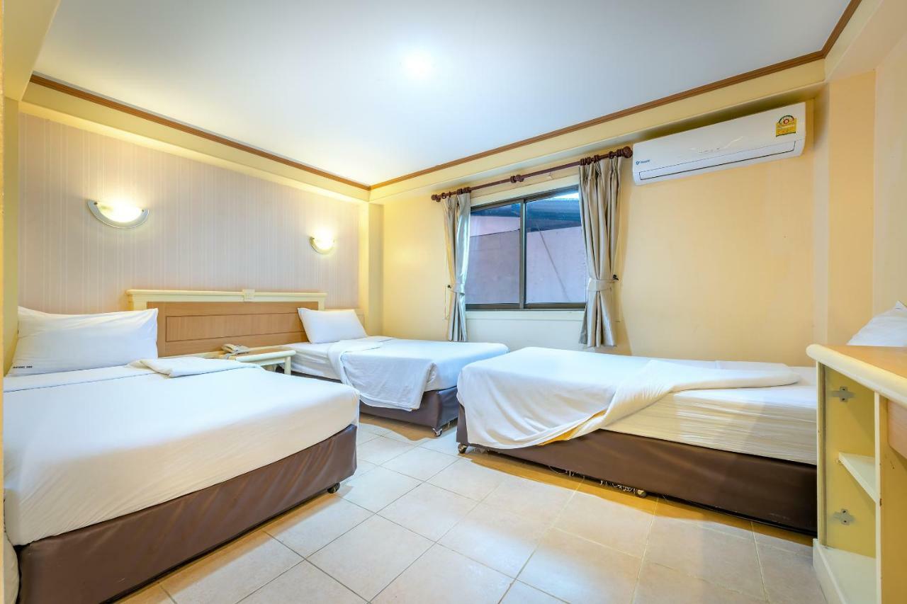 Patong Beachfront Boutique Hotel Buitenkant foto