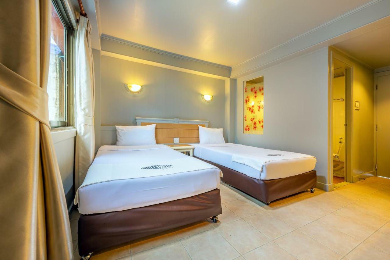 Patong Beachfront Boutique Hotel Buitenkant foto