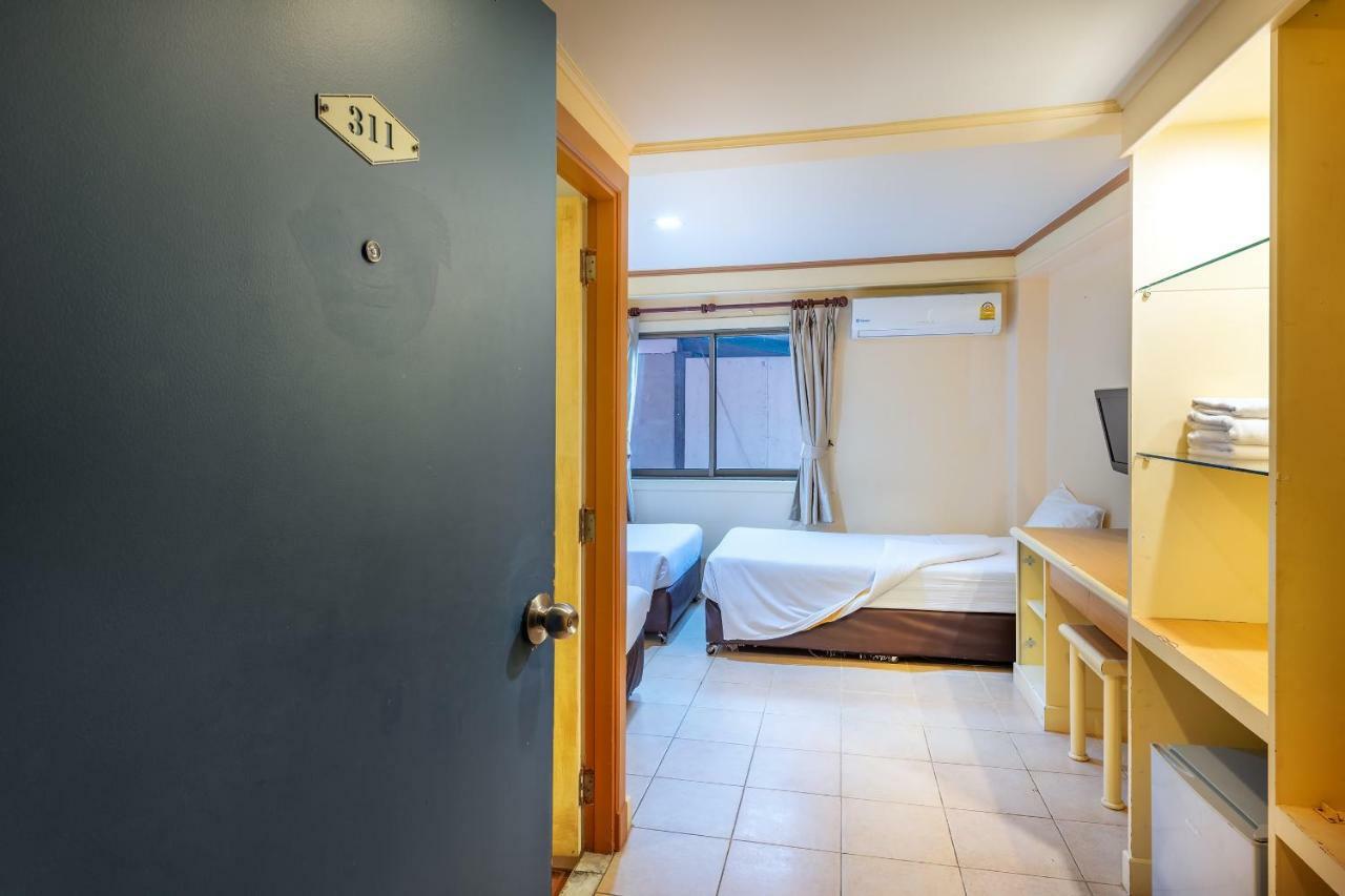 Patong Beachfront Boutique Hotel Buitenkant foto